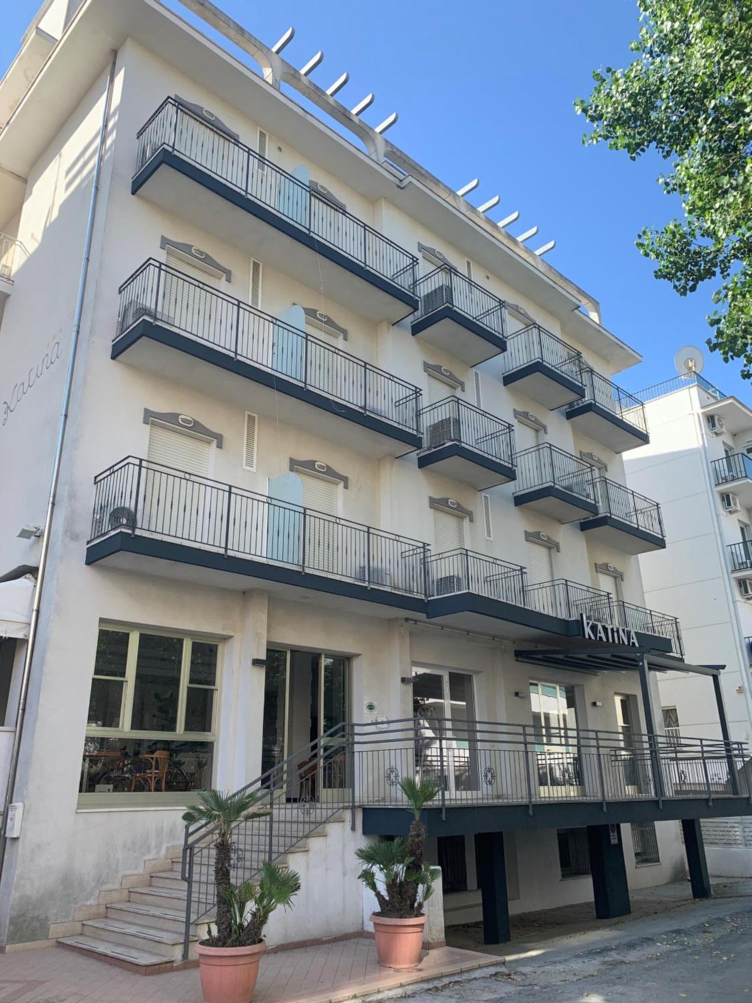 Hotel Katina Римини Екстериор снимка